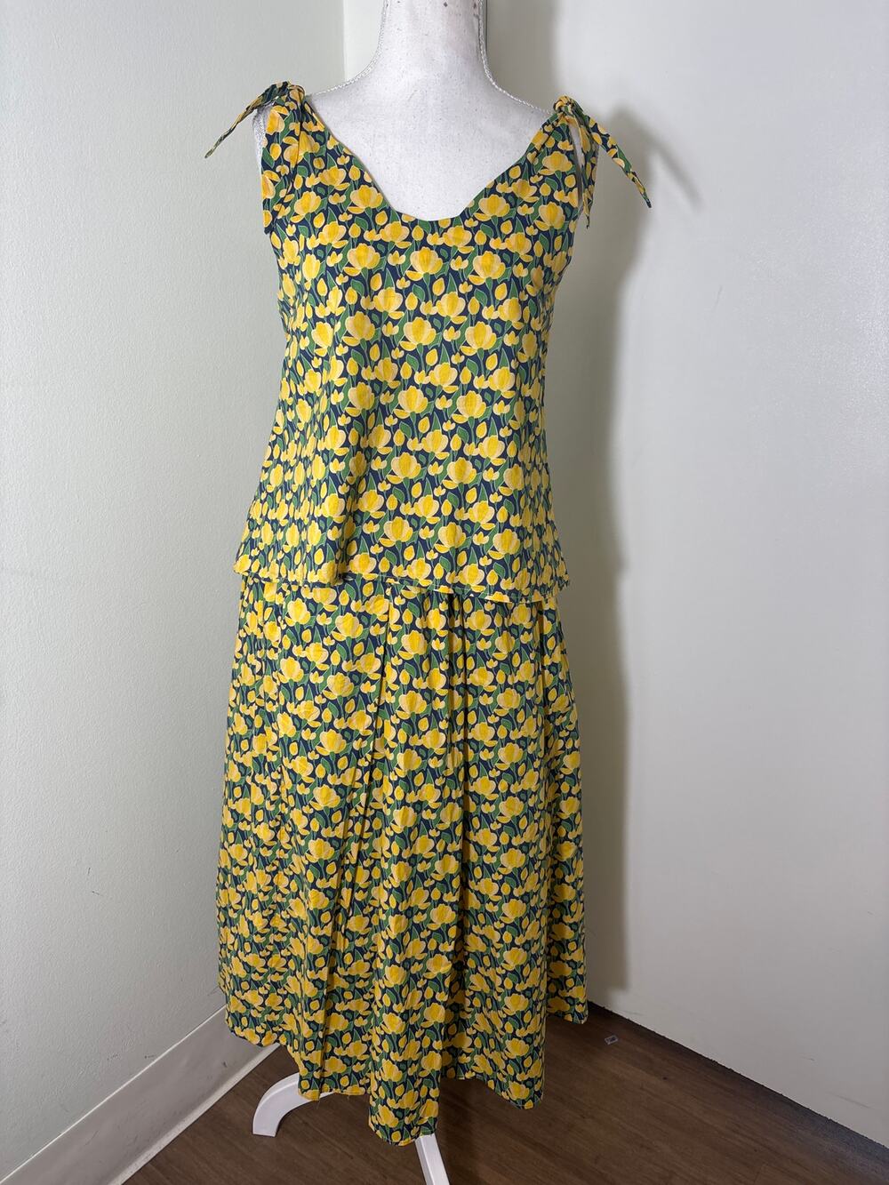 Buru Yellow Dafodil Skirt Set Sz S